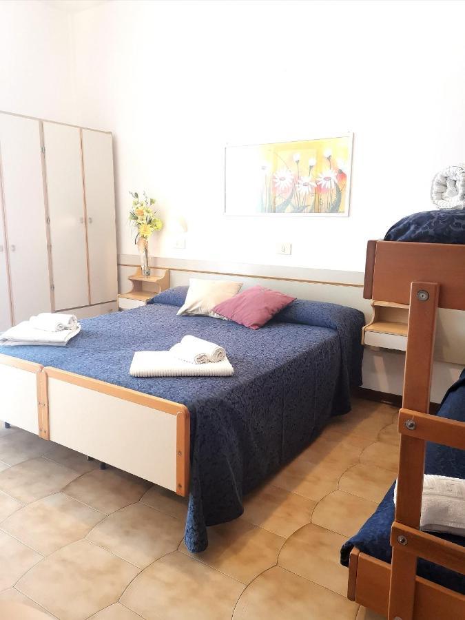 Hotel Alcazar Rimini Ngoại thất bức ảnh