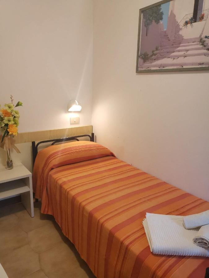 Hotel Alcazar Rimini Ngoại thất bức ảnh